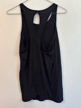 Mossimo Supply Co. Black Keyhole Back Tank Top Women's Size Medium